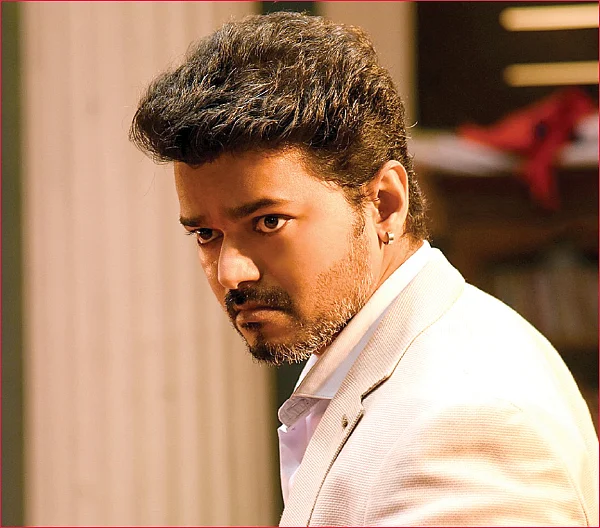 ‘துப்பாக்கி’ தூக்கிய ‘தளபதி’! - அலறும் அ.தி.மு.க., அதிரும் அரசியல் களம்