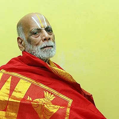 சமஸ்கிருத சேவைக்கு பத்மபூஷண்!