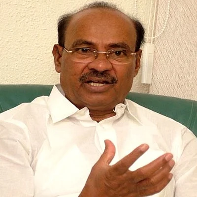 தமிழில் வாதாடியதால் வழக்கை தள்ளுபடி செய்வதுதான் நீதியா? - ராமதாஸ்