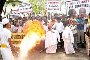 நான் தமிழ்நாட்டுல அரசியல் பண்ண வேண்டாமா..?