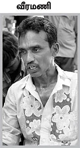 முத்துக்குமாரைக் கொத்திப் போட்டது யார்?