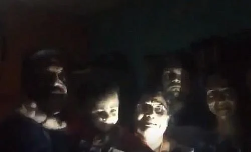 வெள்ளத்திலிருந்து நடிகர் ஜெயராம் குடும்பம் மீட்பு; குழந்தைகள் பாலுக்குத் தவிப்பு!