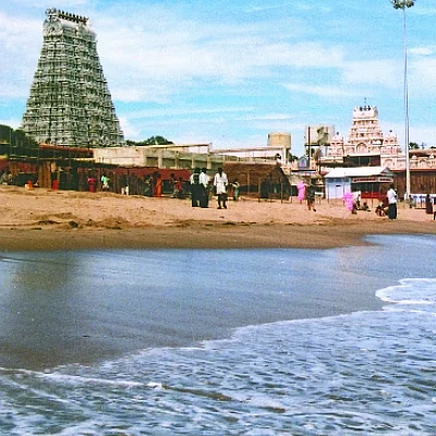 இலங்கை அரசன் தந்த திருச்செந்தூர் கொடி மரம்! - கந்த சஷ்டி சிறப்புப் பகிர்வு - 8