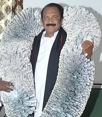 பண மழையில் நனைந்த வைகோ!