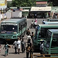 புகார் மீது நடவடிக்கை எடுத்தால் போராட்டம்: தவிப்பில் தூத்துக்குடி அதிகாரிகள்!
