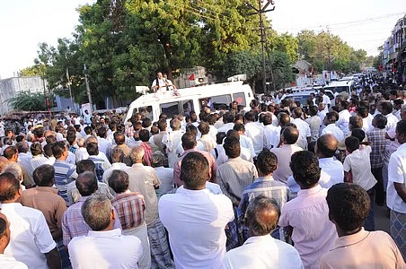 2வது நாள் பயணத்தை தொடங்கினார் வைகோ!