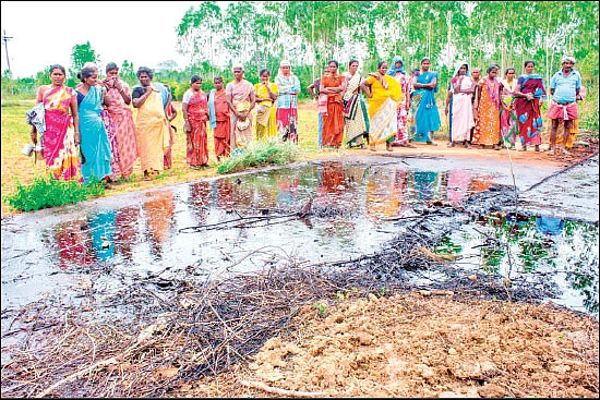மீண்டும் ஹைட்ரோ கார்பன் திட்டம்? அச்சத்தில் நெடுவாசல் மக்கள்!