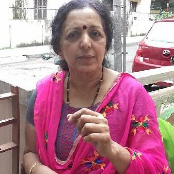``மறுபடியும் வந்து விடுங்கள் மகேந்திரன் சார்'' - 'உதிரிப்பூக்கள்' அஸ்வினி கண்ணீர் #Mahendran