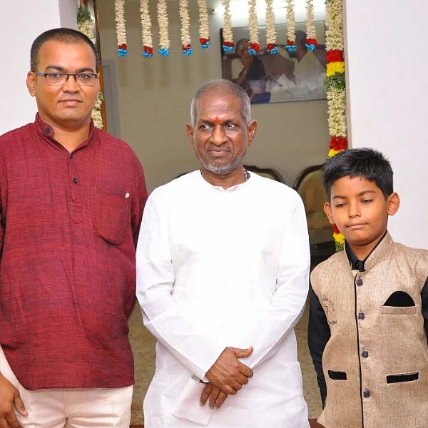 “பிரமாதமா வாசிக்கிற!” - இளையராஜா பாராட்டிய 12 வயது இசைப்புயல்!