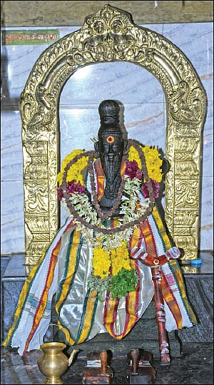 வெற்றிக்கு ஒரு தலம்... - விஜயாபதி!