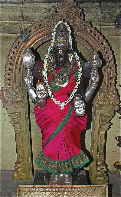 மணக்கோலம் காண வேள்விக்குடிக்கு வாங்க!