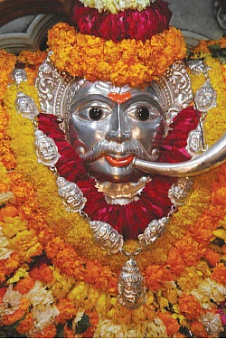 காசி கால பைரவர்! & கழுகுமலை அற்புதம்!