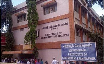 "விவசாயிகளைப்போல ஆசிரியர்களையும் புறக்கணிக்கிறது அரசு!" வேதனையில் ஆசிரியர்கள்
