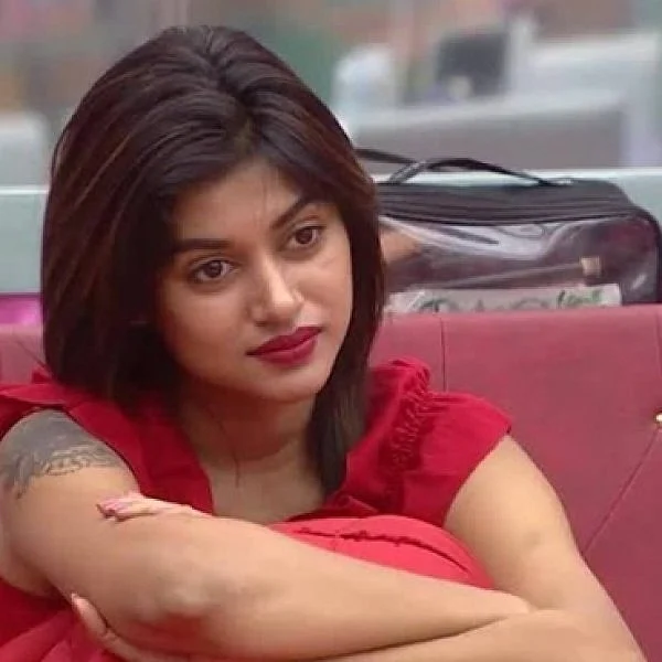 ஓவியாவின் உளவியல் சிக்கல் உங்களுக்குப் புரியுமா? ஒரு பெண்ணின் பார்வையில் பிக் பாஸ் #BiggBossTamil