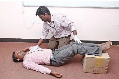 காக்க...காக்க..!