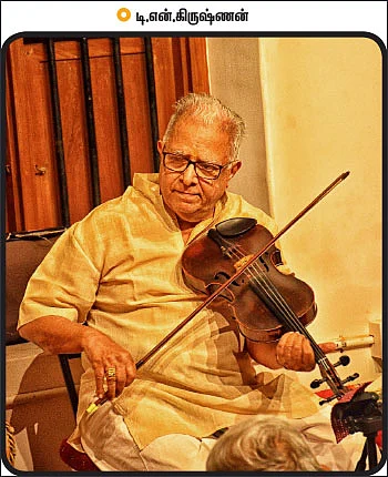 சரிகமபதநி டைரி - 2017