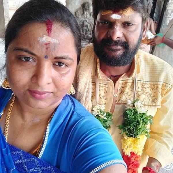 ``அடமானம் வைச்ச வீட்டை இன்னும் மீட்க முடியலைங்க'' - கலங்கும் கஞ்சா கருப்பு மனைவி!
