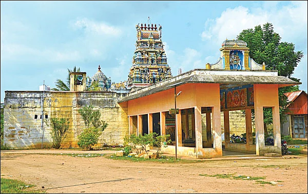 குறை தீர்க்கும் கோயில்கள் - 15 - வாழையடி வாழையாய் வாழவைக்கும் ஈஸ்வரன்!