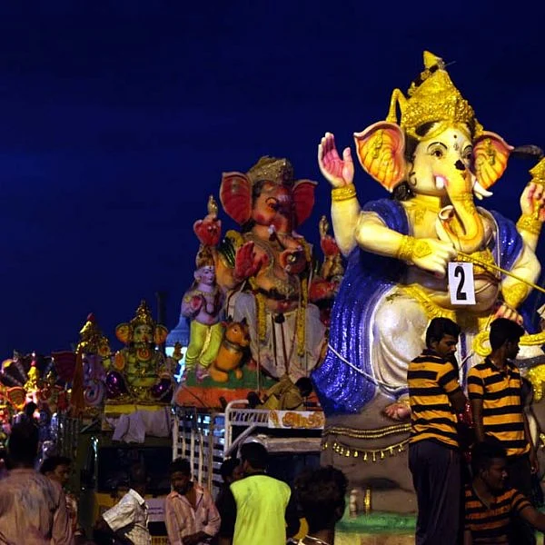 புதுச்சேரியில் நடைபெற்ற விநாயகர் ஊர்வலம்... படங்கள் - அ.குரூஸ்தனம்