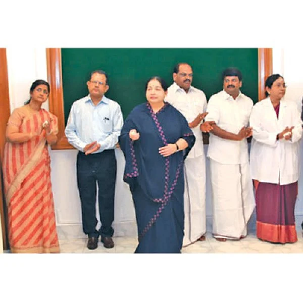 RTI அம்பலம்: எப்படி இருக்கின்றன தாய்மார்கள் பாலூட்டும் அறைகள்?