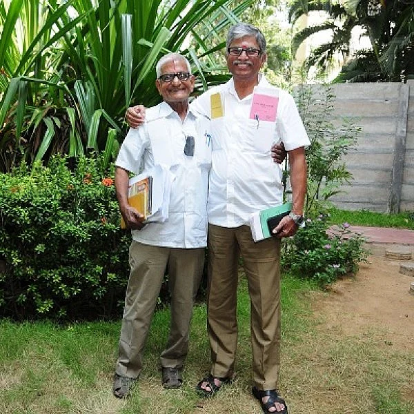 "ஷங்கர் பயன்படுத்தலை.. ஆனா, இவர் படமே எடுத்துட்டார் " - ரீல் டிராஃபிக் ராமசாமி பற்றி ரியல் டிராஃபிக் ராமசாமி