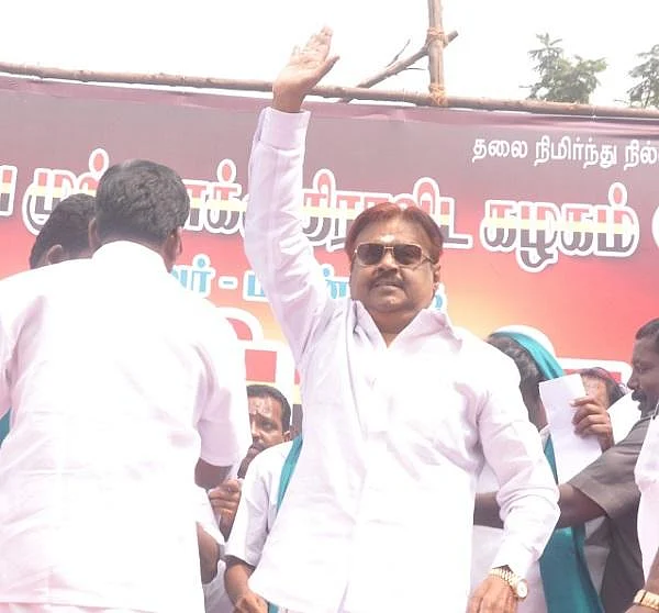 நாளை மறுநாள் சென்னை வருகிறார் விஜயகாந்த் - தே.மு.தி.க அதிகாரபூர்வ அறிவிப்பு