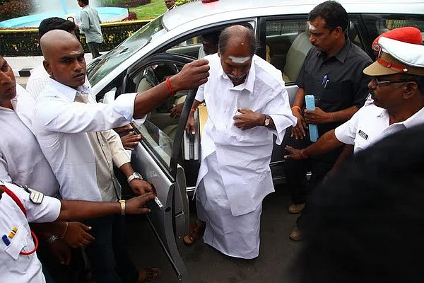 அமளியுடன் முடிந்த புதுச்சேரி சட்டசபை கூட்டம்!