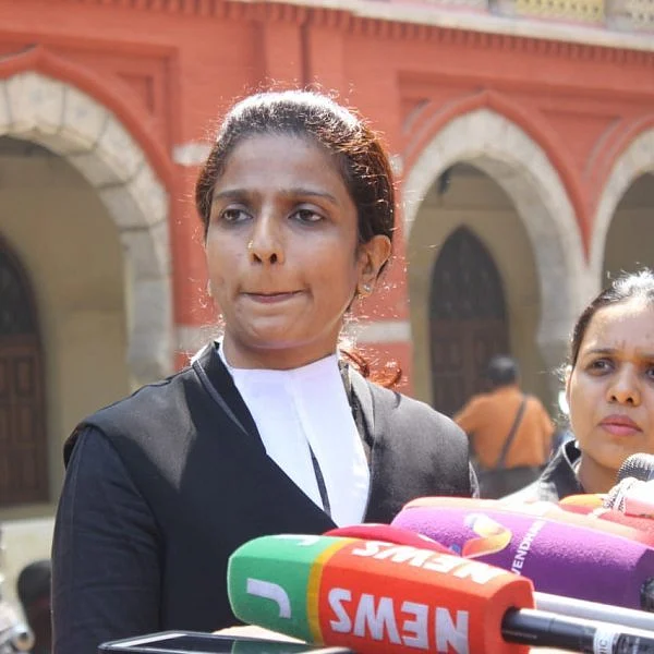 `ஆணையத்தின் மீது நம்பிக்கை இருக்கிறது; ஆனால்..?’ அப்போலோ வழக்கறிஞர் பேட்டி!