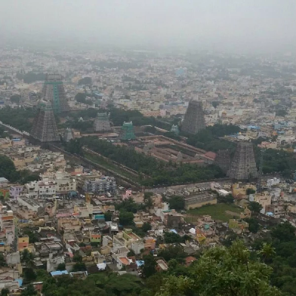 சிவராத்திரி விழா:திருவண்ணாமலையில் லட்ச தீபம்!