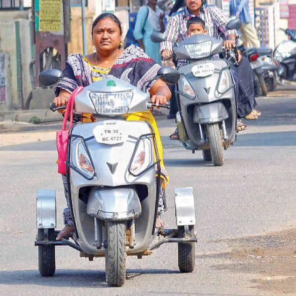 ஒரு வைராக்கியம்... நான்கு டிகிரிகள்... அடுத்த கனவு! - அனுராதா