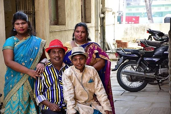 ``இலங்கையில் மளிகைக் கடை, குண்டடி அனுபவம், காமெடி நடிகன் வாழ்க்கை!'' - `போண்டா’ மணியின் பின்னணி