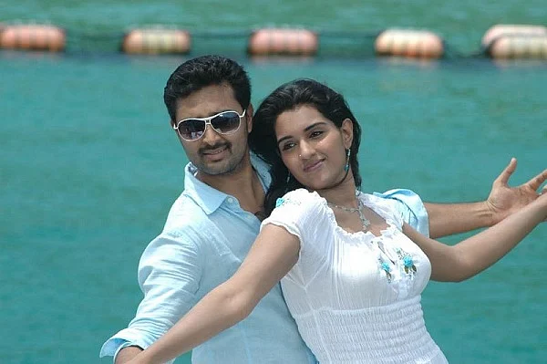 அட... இந்தப் பாட்டு ‘அந்த’ப் படமா? #AllTimeClassics
