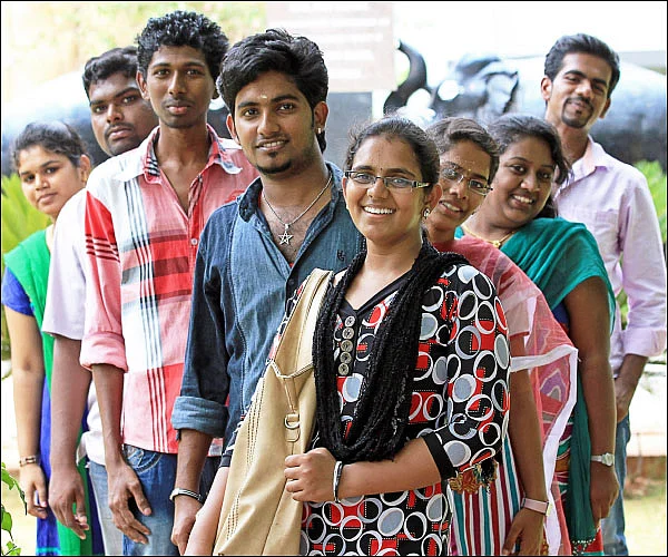 மாத்தி யோசி மை டியர் ப்ரோ - 3 - தோல்வியிலிருந்து வெற்றி... கற்றுத்தரும் கலகல கல்லூரிப் பருவம்!
