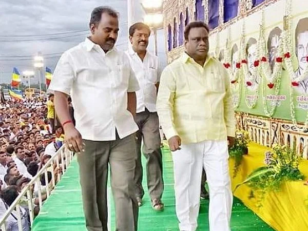 `சென்னையில் முகாம்; இரு முக்கியத் தலைவர்களுடன் பேச்சு!'- தி.மு.க-வை குறிவைக்கும் `பா.ம.க' வைத்தி