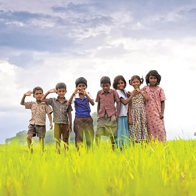 ஆயிரம் சூரியன் ஆயிரம் சந்திரன் ஒரே ஒரு பூமி - 1