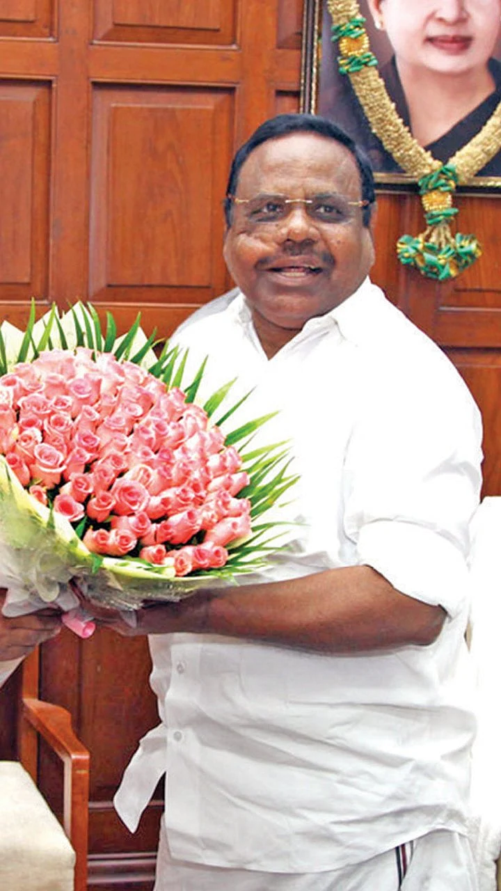 சபாநாயகர், துணை சபாநாயகர், கொறடாவுக்கு... 60.66 லட்சம் ரூபாயில் புது கார்கள்!