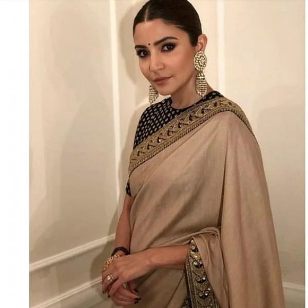 கேல் ரத்னா விருது விழாவில் அனுஷ்கா அணிந்து வந்த புடவை ஏன் ஸ்பெஷல்?