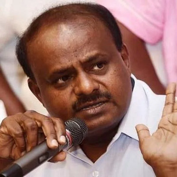‘ஆட்சியைத் தக்கவைக்கும் ஆதாரம் இருக்கிறது!’ - குமாரசாமி ஆவேசம்