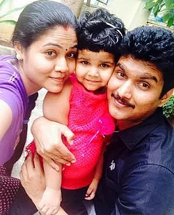 'லவ் பண்ணின பெண்ணையே கல்யாணம் பண்ணிக்கிட்ட நல்ல பையன் நான்!' ஈரோடு மகேஷ் சிறப்பு பேட்டி