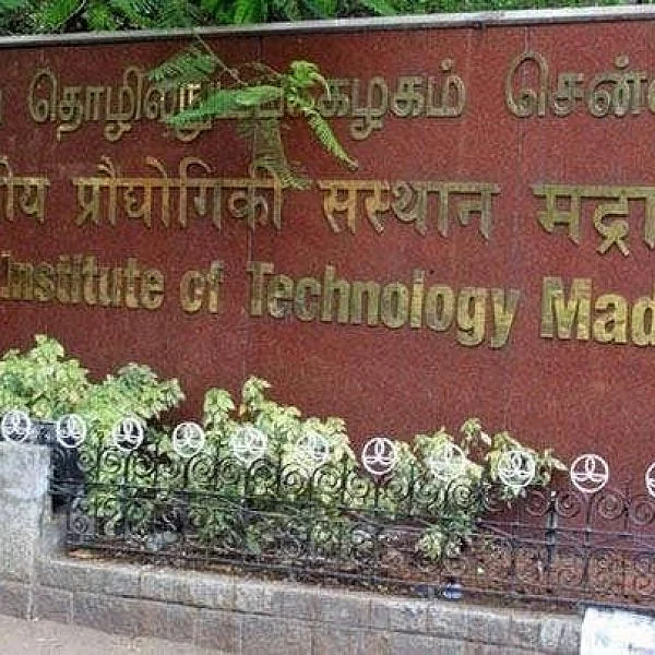 ரூ.1.40 கோடி சம்பளம் தரும் மைக்ரோசாஃப்ட்... கேம்பஸ் இன்டர்வியூவில் ஐ.ஐ.டி மாணவர்களுக்கு ஜாக்பாட்! #IIT