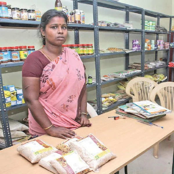 பயறு, பால், பஞ்சகவ்யா... - ‘பலே’ லாபம் எடுக்கும் உற்பத்தியாளர் நிறுவனம்...