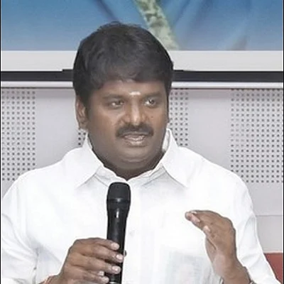 ராஜஸ்தானின் இரக்கம்... தமிழக அரசின் சுணக்கம்! - முடங்கிக்கிடக்கிறதா தமிழக கல்வித்துறை?