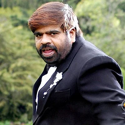 முடி இருக்குறவனெல்லாம் டி.ஆர் இல்ல... முடியும்ங்கறவன்தான் டி.ஆர்!