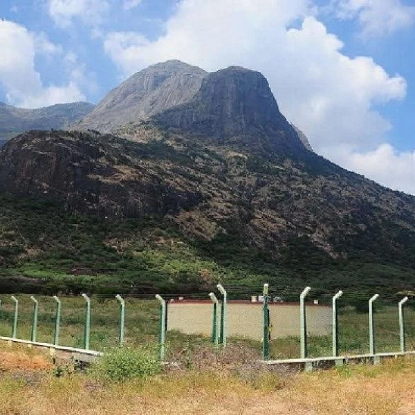 பொட்டிபுரம் அம்பரப்பர் மலை