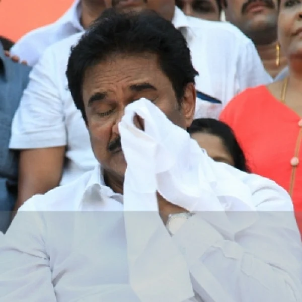 சட்டை கிழியாது... சண்டை வராது... - திருநாவுக்கரசர் அ.தி.மு.கவுக்குப் போனால்?!