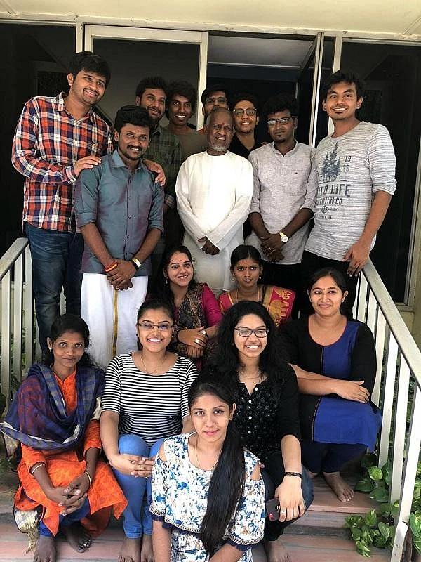 " 'கூல்ட்ரிங்ஸுக்குத் தாங்காத தொண்டை'... இசைஞானி கொடுத்த அதிர்ச்சி!" - செந்தில்கணேஷ், ராஜலட்சுமி #IlayaRaja75