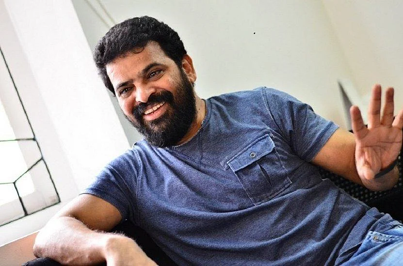 ``என் கேரக்டர்ல விஜய் சேதுபதியைப் பொருத்திப் பார்க்காதீங்க ப்ளீஸ்!" - `வடசென்னை' அமீர்