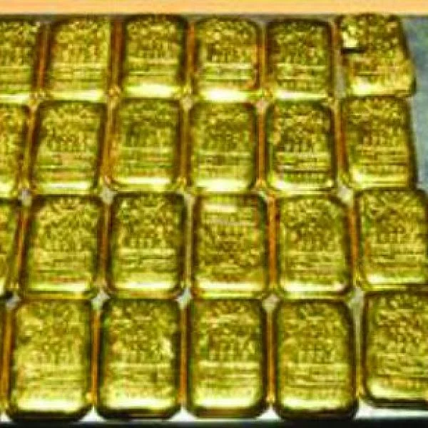 கொடிகட்டிப் பறக்கும் தங்கக்கடத்தல்... திகில் திருச்சி விமான நிலையம்!