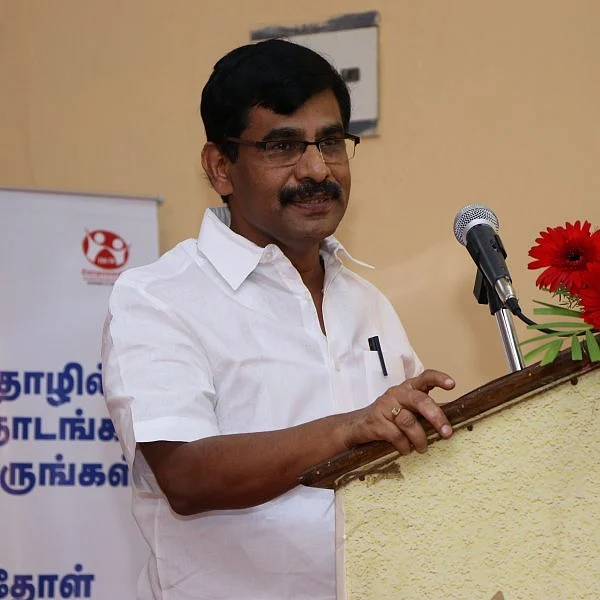 கேம்பஸ் இன்டர்வியூவுக்குக் காத்திருக்க வேண்டாம்... ஐடியா இருந்தால் உதவி ரெடி!
