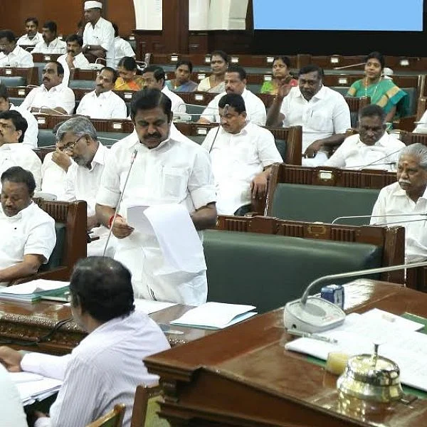 110 விதியின் கீழ் புதிய திட்டங்களை அறிவித்தார் முதல்வர் பழனிசாமி!
